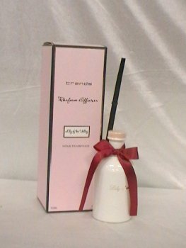 DIFFUSORE CON BASTONCINI DI PROFUMO AL GIGLIO IN SCATOLA REGALO