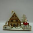 CASETTA IN LEGNO GRANDE CON ALBERI BABBO NATALE E LUCE COUNTRY 